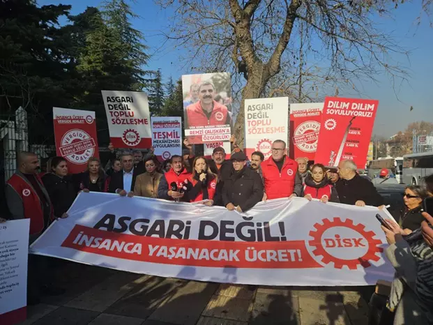 DİSK’ten Asgari Ücret Tepkisi: “İşçileri Daha da Yoksullaştırdı!”