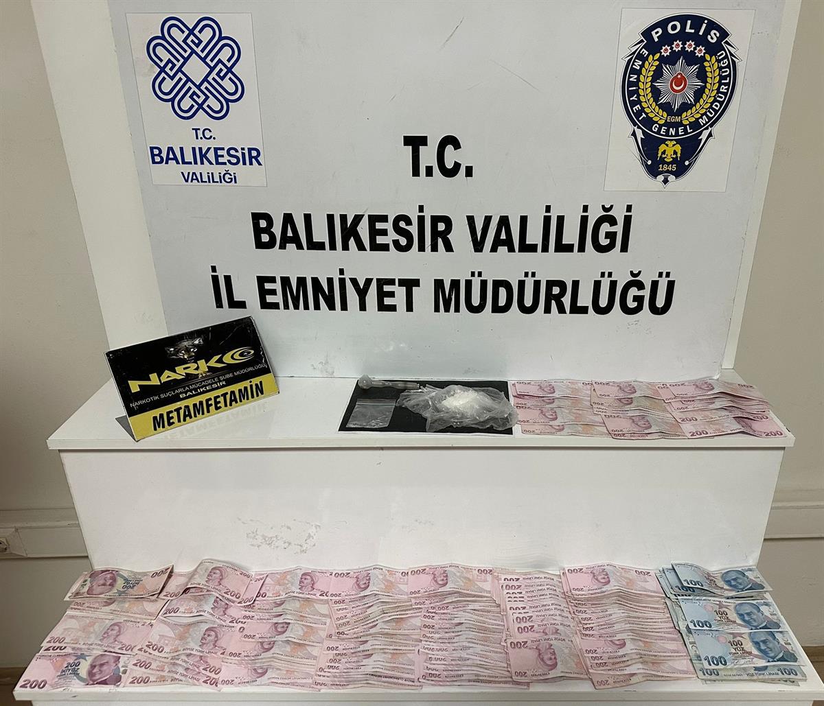 Balıkesir İl Emniyet Müdürlüğü Narkotik Suçlarla Mücadele Şube Müdürlüğü ekipleri,