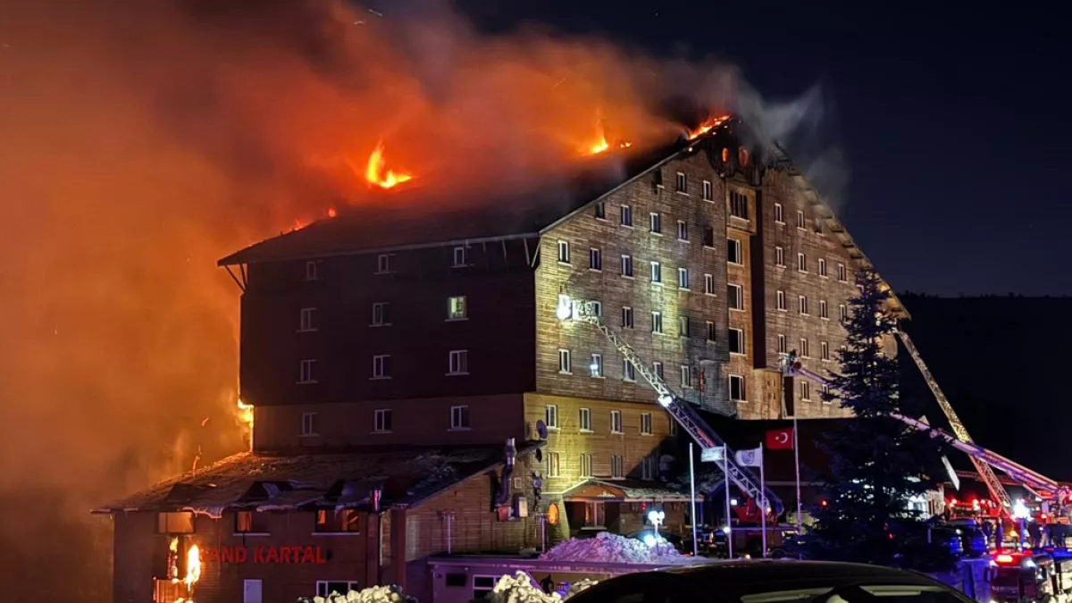 Bolu'da, 21 Ocak'ta Kartalkaya Kayak Merkezi'ndeki Grand Kartal Otel’de yaşanan