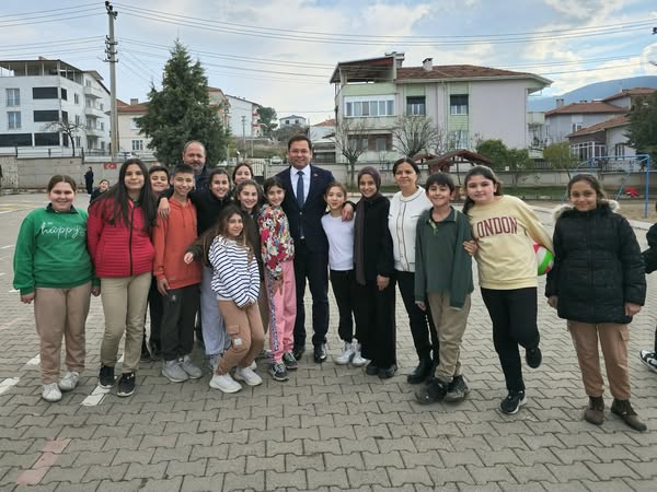 Yağcıbedir Ortaokulu’nu ziyaret eden