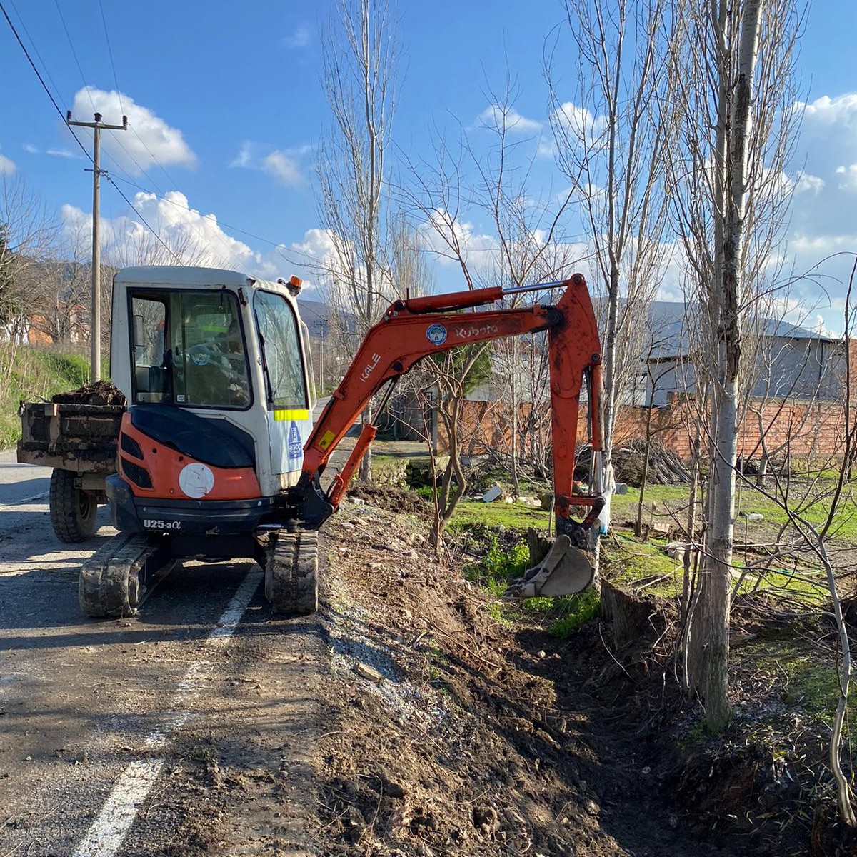 Bigadiç Belediyesi, Işıklar Mahallesi’nde su akışını düzenlemek ve çevreyi korumak