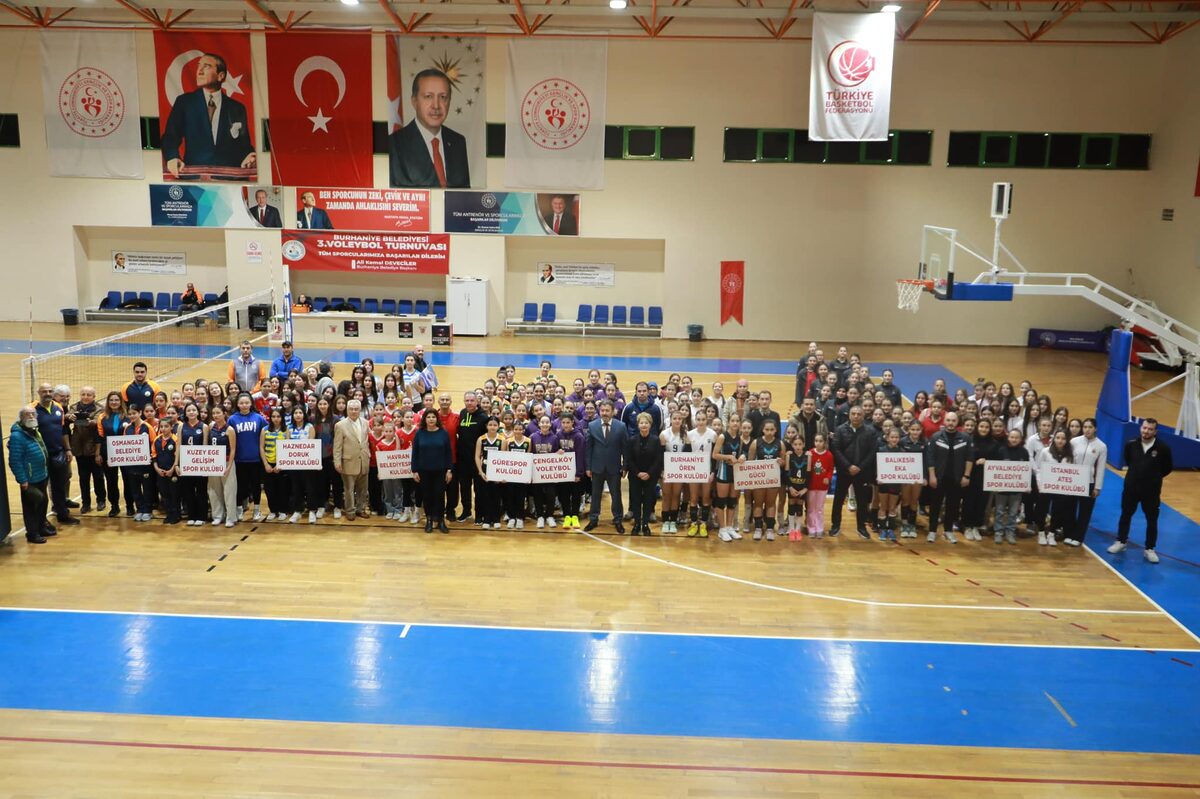 Burhaniye, 3. Burhaniye Belediye Başkanlığı Midi ve Yıldız Kızlar Voleybol