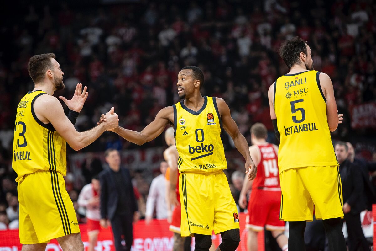 THY EuroLeague’in 23. hafta mücadeleleri tamamlanırken, Fenerbahçe Beko, deplasmanda karşılaştığı