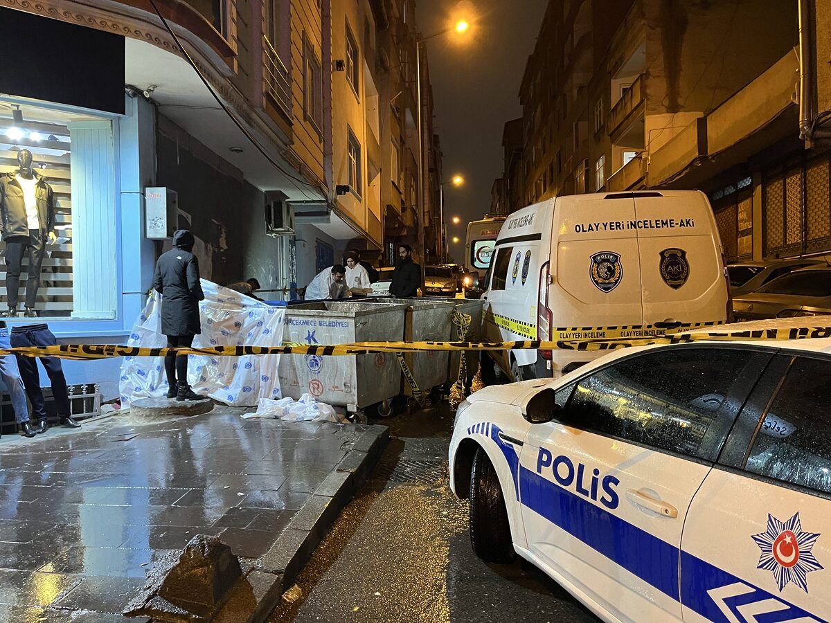 İstanbul Küçükçekmece’de polis ekiplerini görünce camdan atlayan 19 yaşındaki yabancı