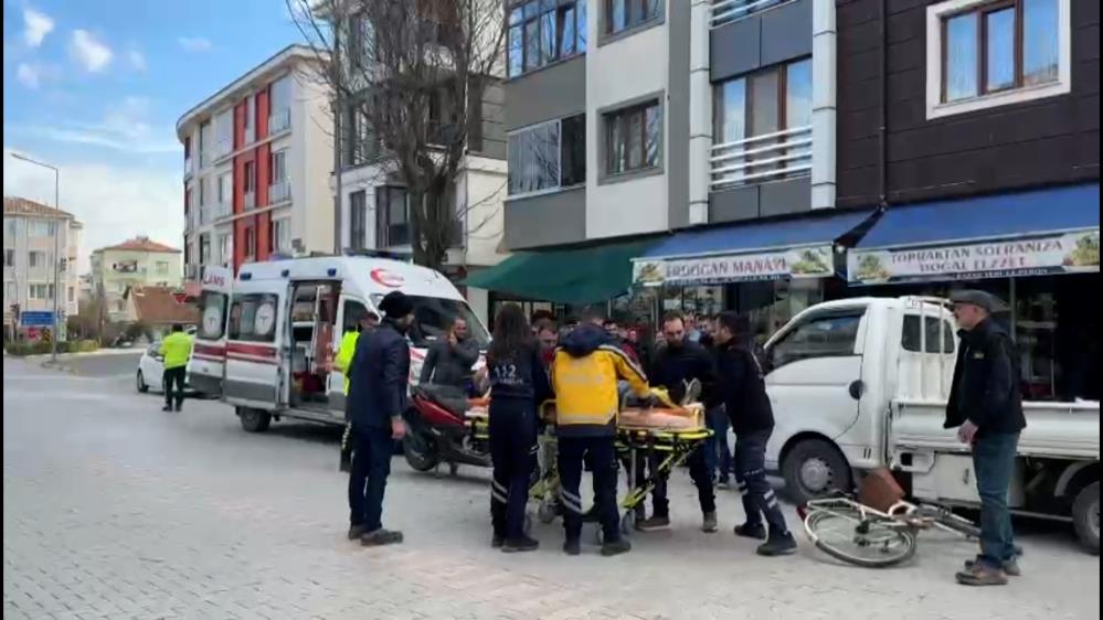 Balıkesir’in Gönen ilçesinde, Kurtuluş Mahallesi Işık Caddesi üzerinde motosiklet ile