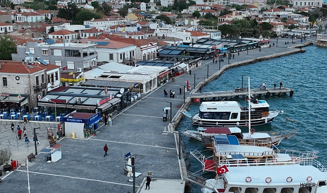 Ayvalık’ta, hain bir suikast sonucu 32 yıl önce hayatını kaybeden