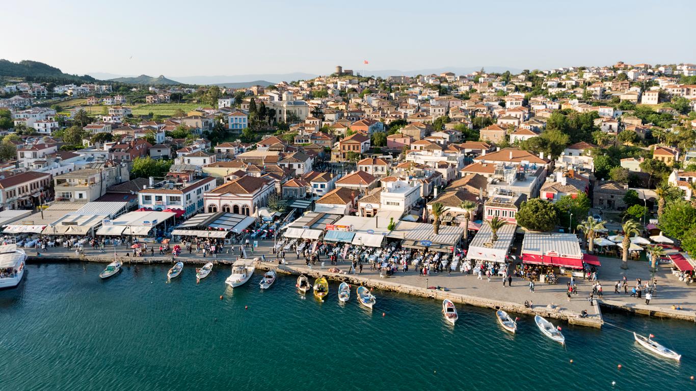 Ayvalık Belediye Başkanı Mesut Ergin, Balıkesir Büyükşehir Belediye Başkanı Ahmet