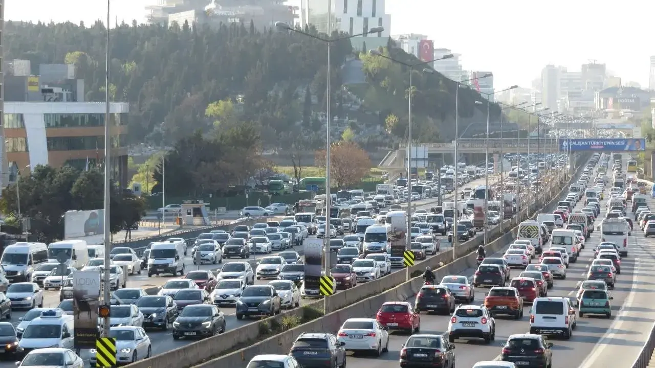 İstanbul trafiği ve ülke genelindeki sabırsız sürücüler sıkça gündeme gelirken,