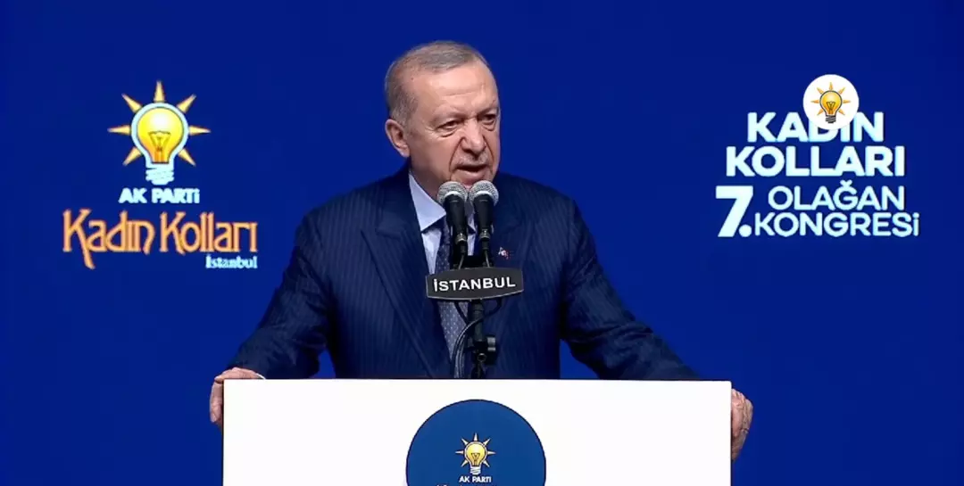 Cumhurbaşkanı Erdoğan, partisinin İstanbul İl Kadın Kolları 7. Olağan Kongresi'nde