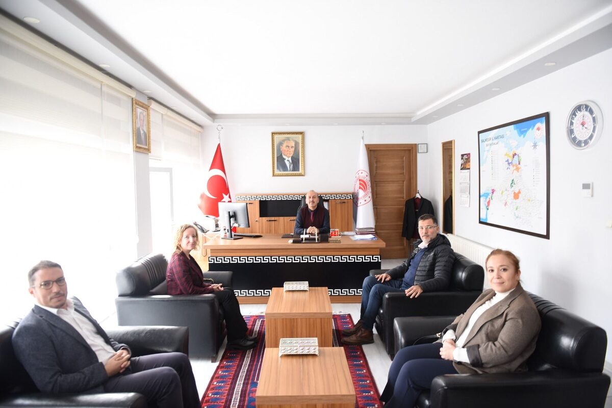 Balıkesir Büyükşehir Belediyesi Kırsal Hizmetler Daire Başkanı Gülnaz Çelikyurt Uzuner,