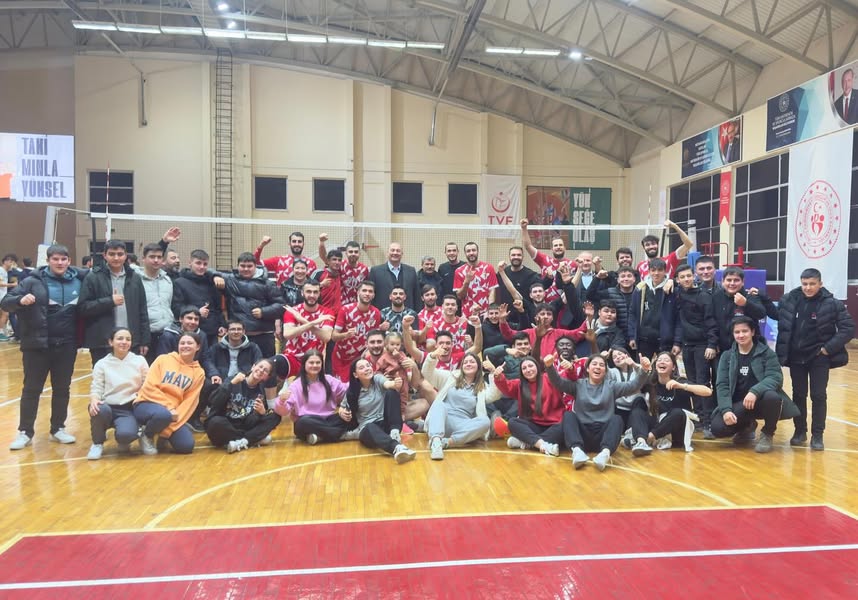 TVF Pizza Hut Erkekler Voleybol 1. Ligi'nde Bigadiç Belediye Spor,