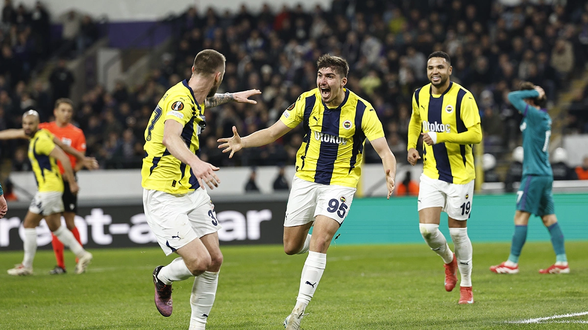 UEFA Avrupa Ligi'nde mücadele eden Fenerbahçe, son 16 turunda İskoç