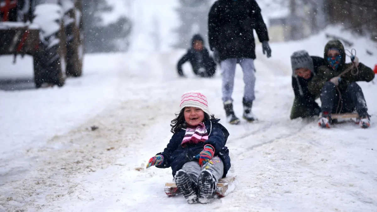 Balıkesir’de bugün hava durumuna göre hafif kar yağışı etkili olacak.