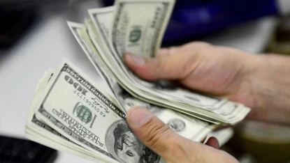 Dolar/TL, 36,5300 seviyesinden işlem görüyor. Euro/TL ise yüzde 0,2 düşüşle