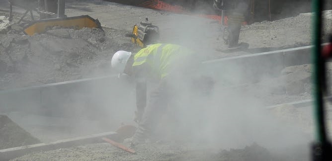 Edremit Belediyesi, Hamidiye Mahallesi Yeni Garaj Caddesi'ndeki altyapı çalışmaları nedeniyle