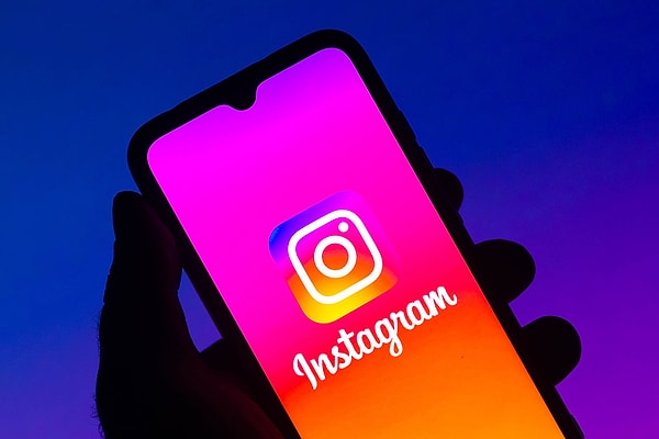 Instagram, DM (Direkt Mesaj) özelliklerine mesaj planlama, 99 farklı dilde