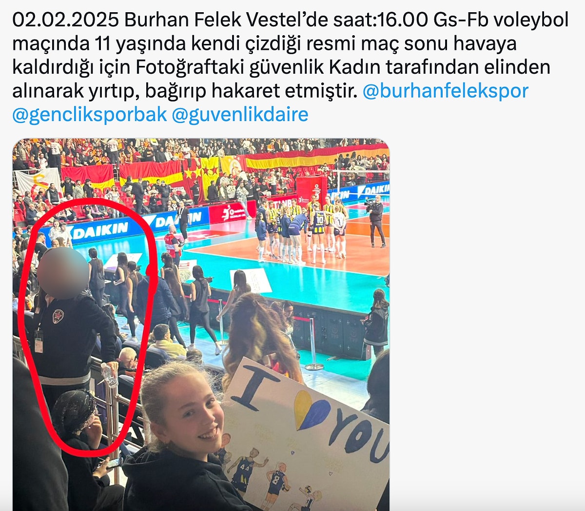 Burhan Felek Spor Salonu'nda oynanan Galatasaray - Fenerbahçe Kadın Voleybol