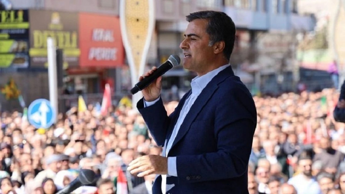 Abdullah Zeydan, ‘örgüte yardım etmeye teşebbüs’ suçundan 3 yıl 9