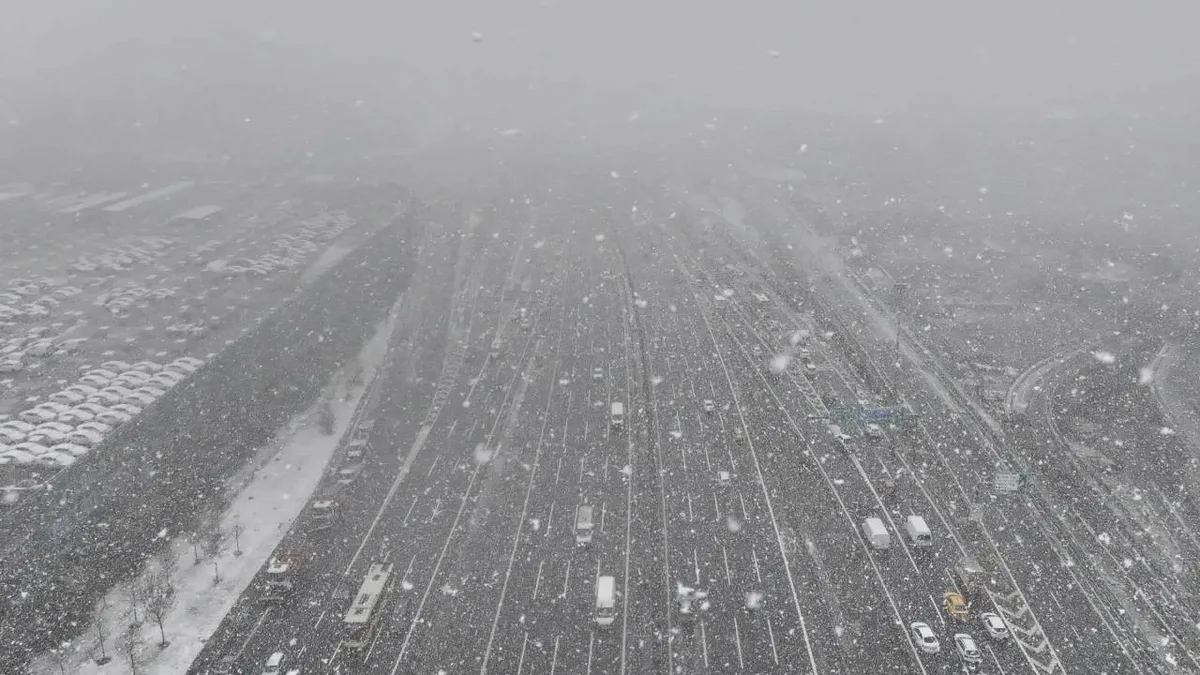 Olumsuz hava koşulları nedeniyle İstanbul, Kocaeli, Sakarya, Düzce, Bolu ve