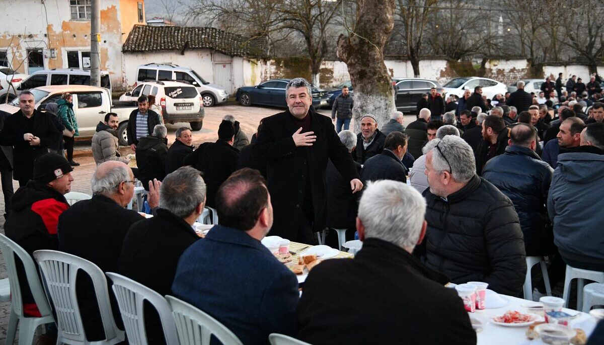 Karesi’de ücretsiz iftar sofraları Ramazan’ın bereketini paylaşmaya devam ediyor! Kurtdere