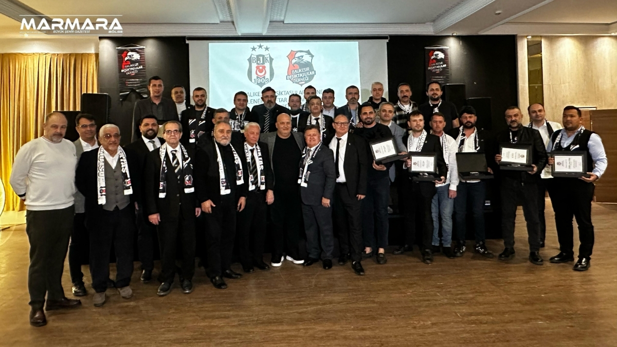 Balıkesir Beşiktaşlılar Derneği’nin Altın Otel’de düzenlediği iftar yemeği, birlik ve