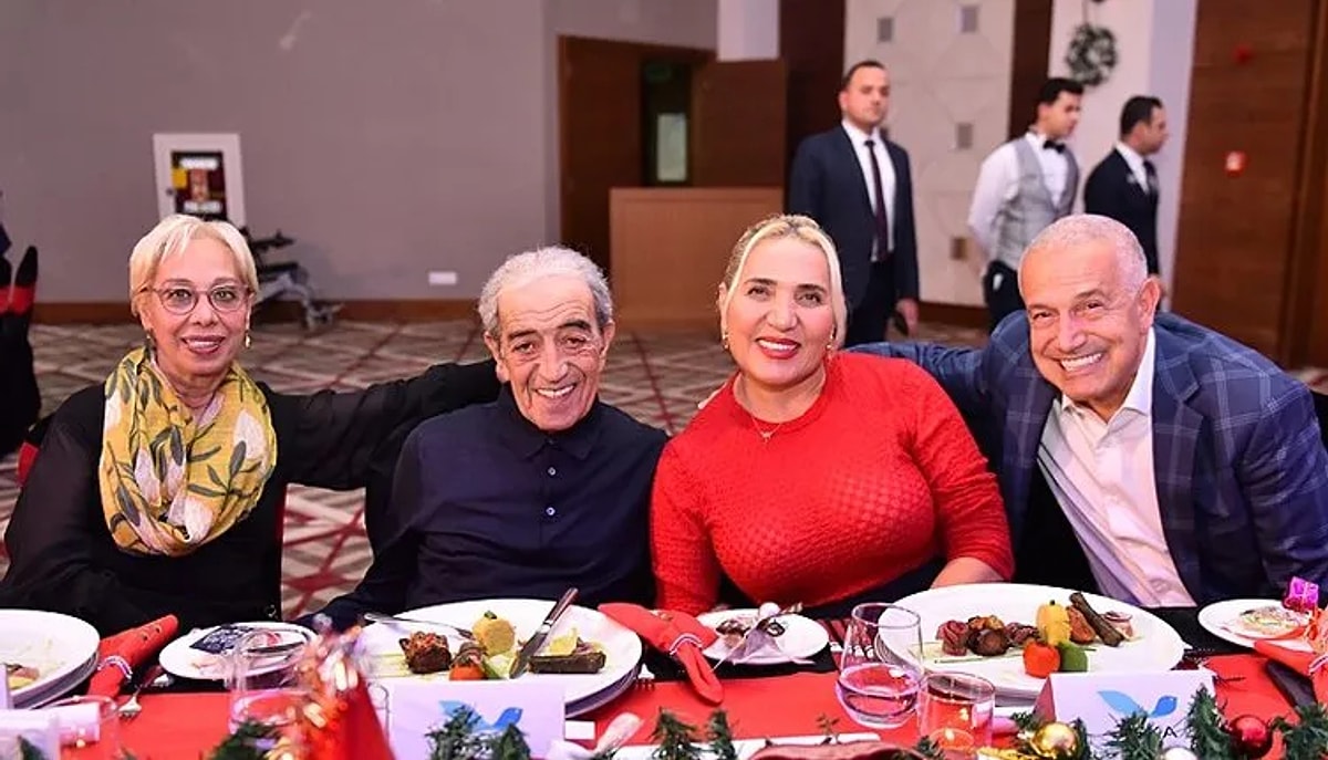 Türk müziğinin efsane ismi Edip Akbayram, 75 yaşında hayatını kaybetti.