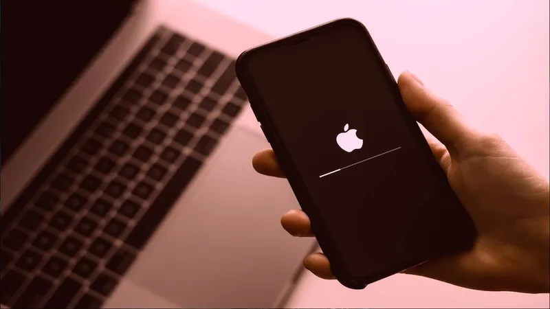Apple, iPhone kullanıcılarını hedef alan ve İsrail merkezli olduğu tahmin