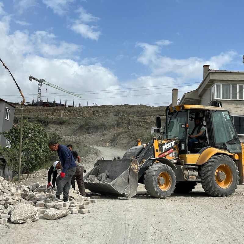 Balıkesir’in Bigadiç ilçesinde, yaşam alanlarını daha modern ve kullanışlı hale