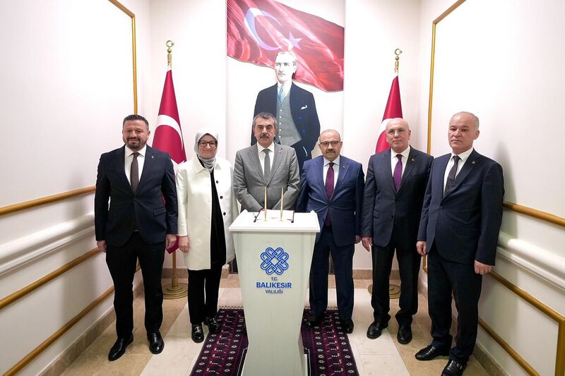 Millî Eğitim Bakanı Yusuf Tekin, Balıkesir’de eğitim yatırımları ve projelerini