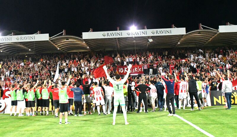 Balıkesirspor Tarih Yazdı! Finaldeyiz, Hedef 2. Lig 499675476 1238163908318677 4080035787653560856 n - Marmara Bölge Gazetesi
