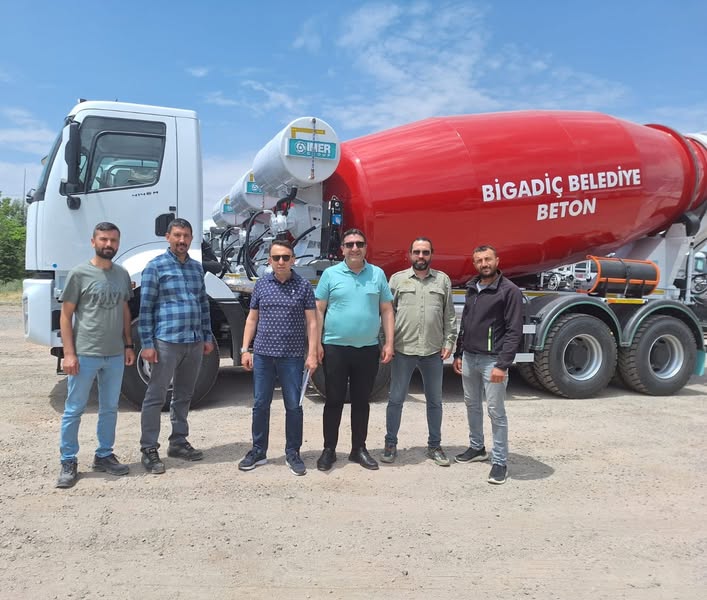 Bigadiç Belediyesi, ilçede yürütülen altyapı ve inşaat çalışmalarını daha hızlı