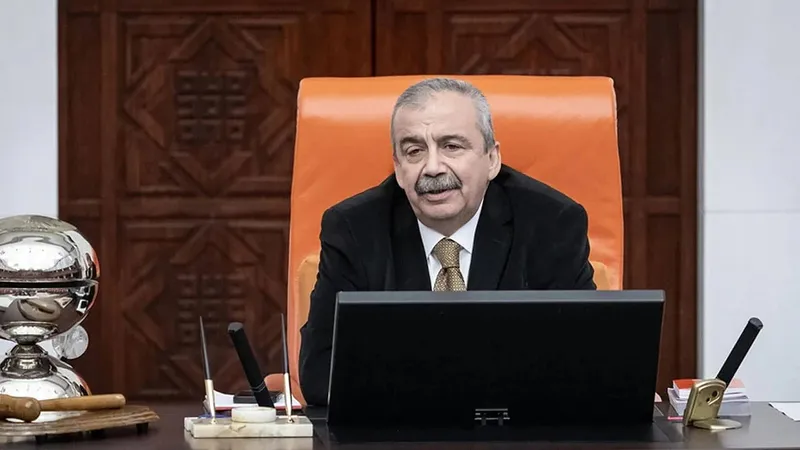 Türkiye siyasetinin dikkat çeken isimlerinden biri olan DEM Parti İstanbul