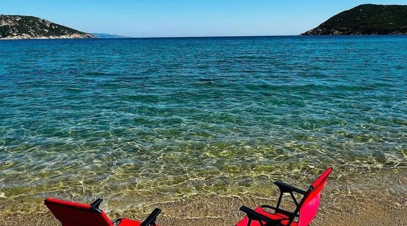 Bandırma’nın keşfedilmemiş güzelliklerinden Kumyaka Koyu, sakin denizi, tarihi taş evleri