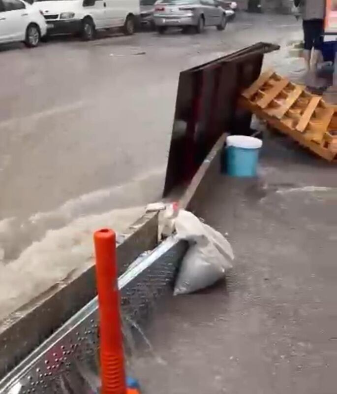 AW456893 04 - Marmara Bölge: Balıkesir Son Dakika Haberleri ile Hava Durumu