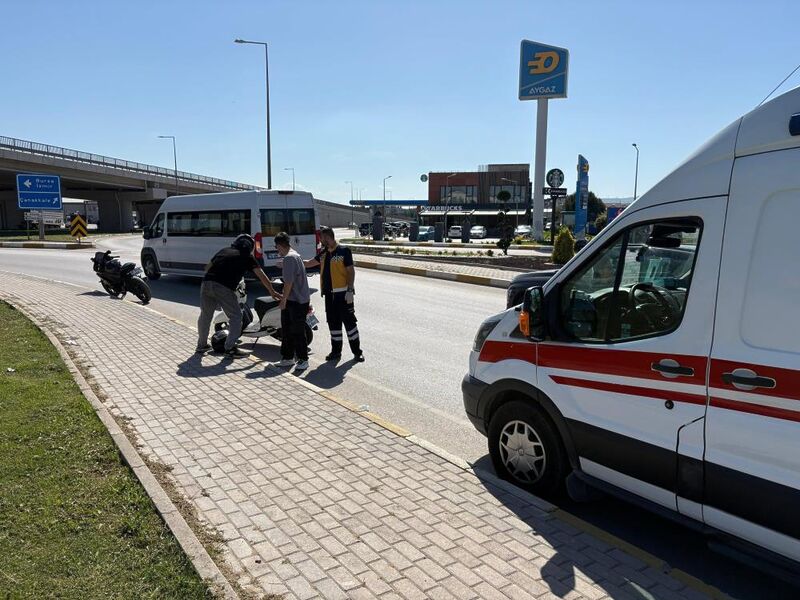 Balıkesir’in Bandırma ilçesinde meydana gelen tek taraflı motosiklet kazası, sürücünün