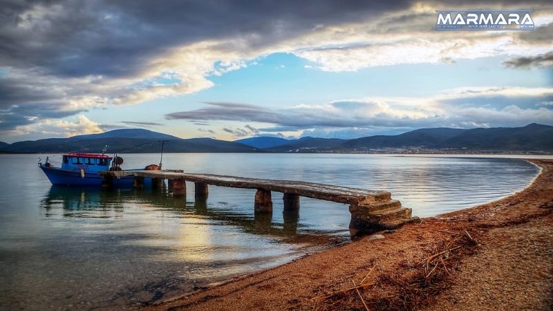 Eğer Balıkesir’den yola çıkıp Ege kıyılarına doğru bir nefes almak