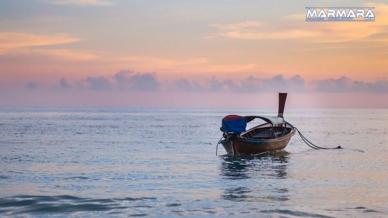 Marmara Denizi’nin ortasında, kalabalıktan uzak, doğayla baş başa bir tatil
