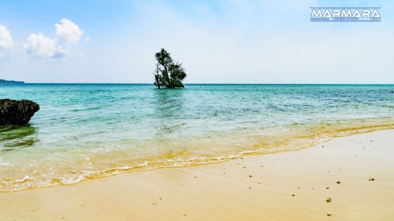 Muğla'nın Dalaman ilçesine bağlı Göcek açıklarında yer alan Bedri Rahmi