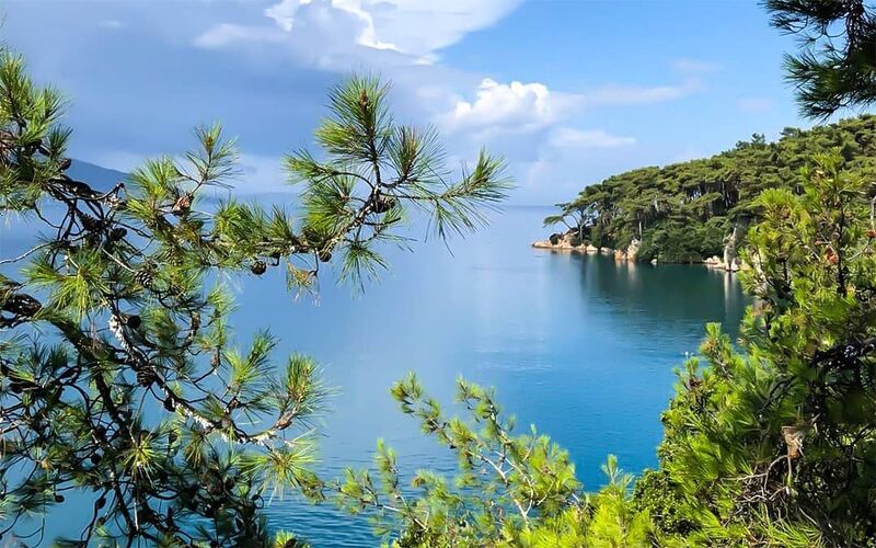 Gökova Körfezi’nin saklı cennetlerinden Küfre Koyu, doğayla baş başa kalmak