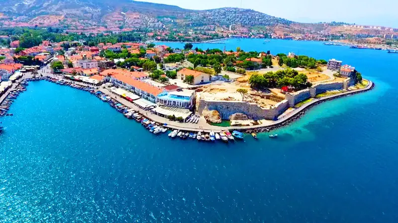 foca gezilecek yerler 2 1 - Marmara Bölge Gazetesi