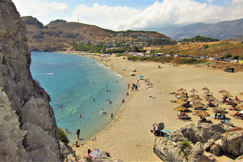 Gökçeada’nın güneydoğusunda yer alan Aydıncık Koyu, yalnızca bir tatil rotası