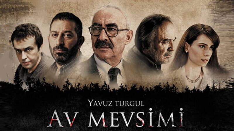 Yönetmen koltuğunda usta isim Yavuz Turgul’un oturduğu Av Mevsimi, vizyona