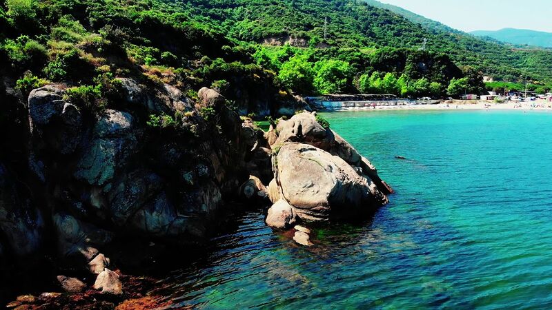 Balıkesir’in Erdek ilçesi, keşfedilmeyi bekleyen gizli koylarıyla doğa severlere sessizliğin