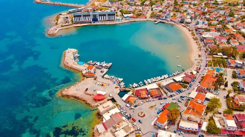 Gizli Kalmış Bir Ege Güzelliği: Huzura Açılan Kapı mordogan iskele 1 - Marmara Bölge Gazetesi