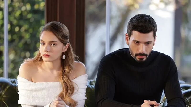 NOW TV’nin ilgiyle takip edilen dizisi Hudutsuz Sevda için hayranlarını