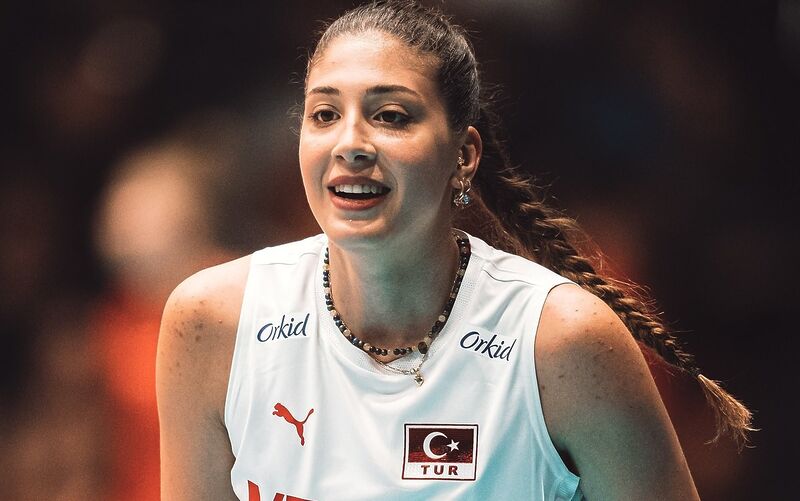 Galatasaray Kadın Voleybol Takımı’nın kaptanı ve A Milli Takım’ın önemli