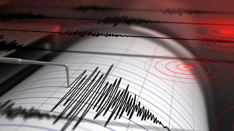 İstanbul’da dün gece yaşanan 4.0 büyüklüğündeki deprem, vatandaşlarda tedirginlik yarattı.