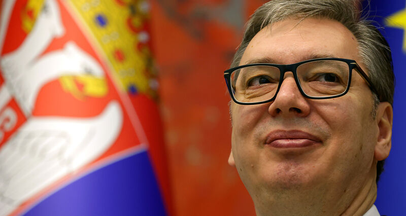 Sırbistan Cumhurbaşkanı Aleksandar Vucic, resmi ziyarette bulunduğu ABD’de göğsünde şiddetli