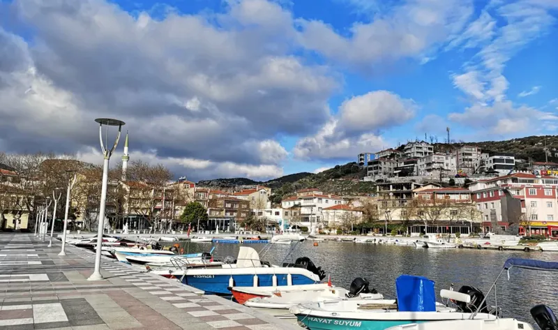 saraylar marmara balikesirin markalari 1100x650 1 - Marmara Bölge: Balıkesir Son Dakika Haberleri ile Hava Durumu