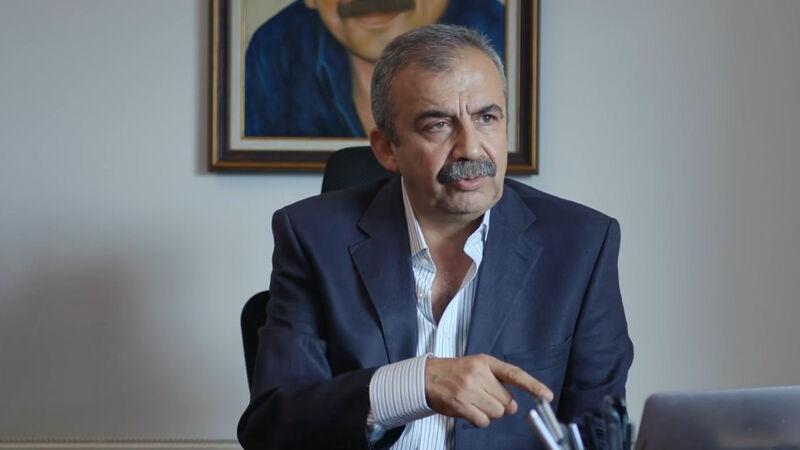 sirri sureyya onderin rol aldigi son film celalin treninin fragmani yayinlandi 6gpq - Marmara Bölge: Balıkesir Son Dakika Haberleri ile Hava Durumu